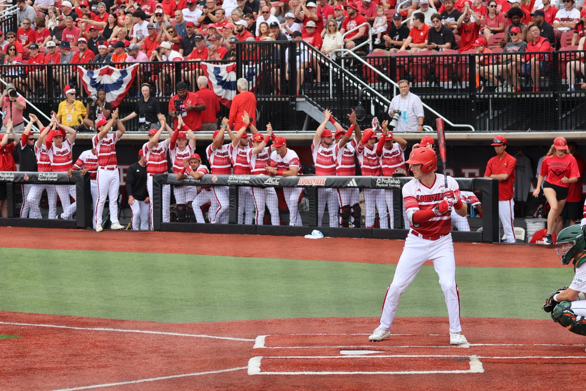 InsideVilleBsb's tweet image. .@LouisvilleBSB Catcher @mattsklein is headed to the Mile High City!! He is the 6th round pick of the @Rockies!!!

#GoCards #L1C4 #ForTheVille #MLBDraft