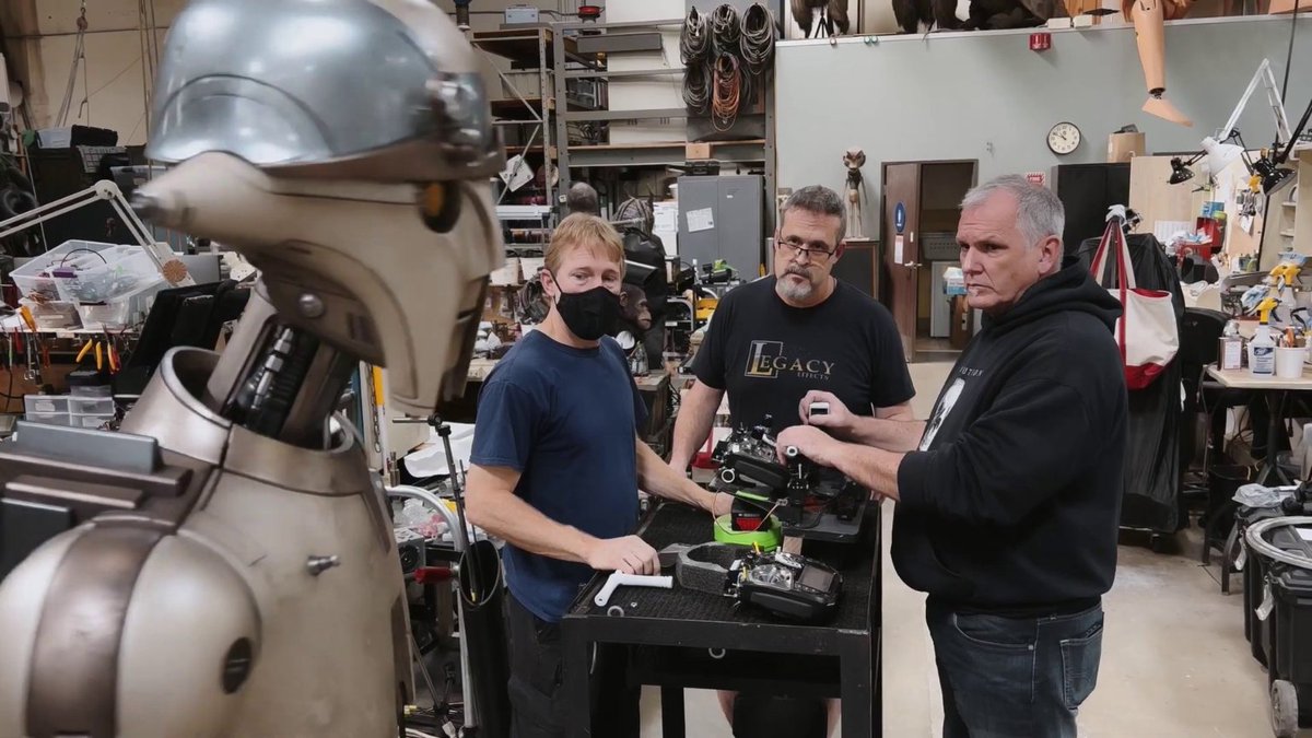 PaulRMQ's tweet photo. The highlight for me when watching the first season of #Ahsoka? Finally seeing Huyang brought to life outside of animation. Absolutely fantastic job done by #legacyeffects... https://t.co/E2gjXeTuU4