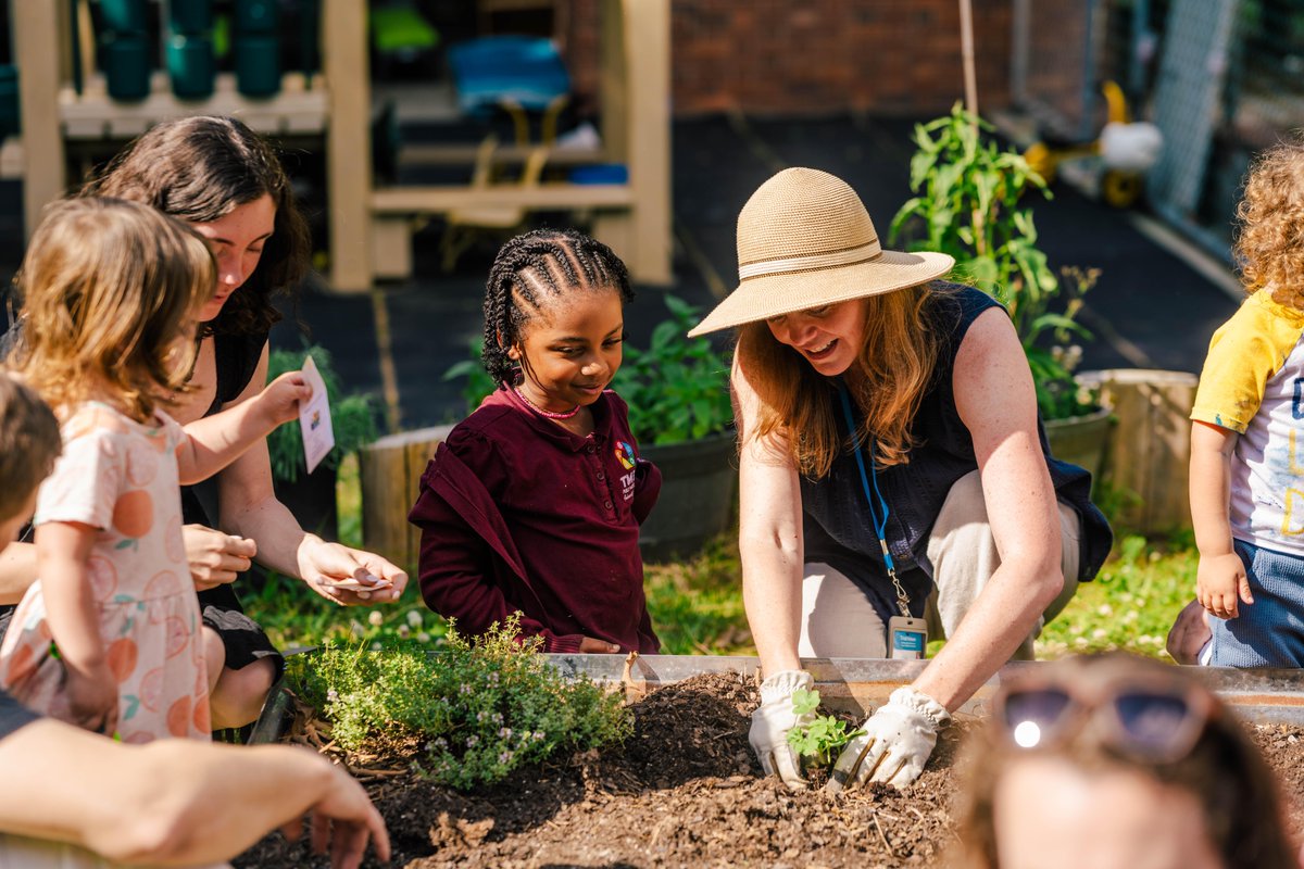 uncghhs's tweet image. Do you know that an easy way to get children interested in healthy foods is to expose them to #gardening at a young age? @uncg&apos;s EQuIPD program works to do this with kids as young as 2. @UNCG_HDFS 
bit.ly/4nBkwpG
