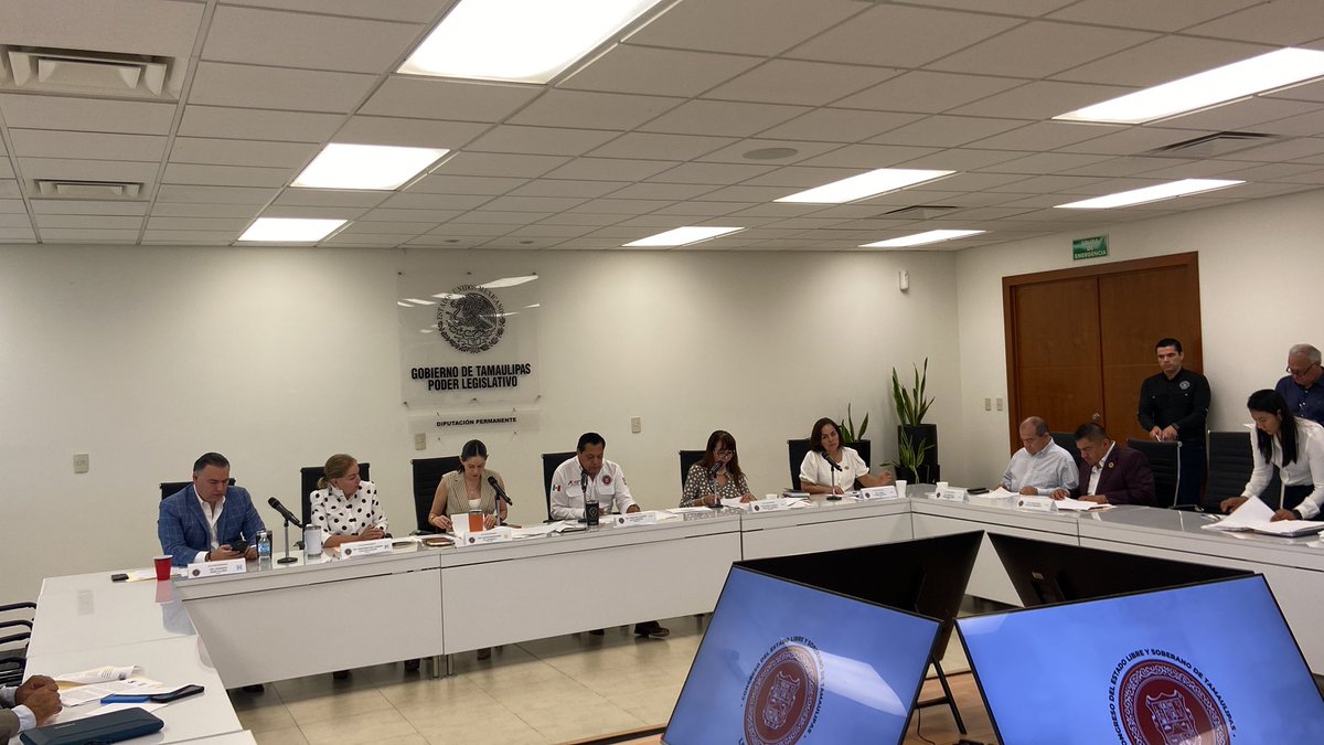 #AlMomento 📌
Inicia la Sesión de la Diputación Permanente. #Tamaulipas 
⬇️🏛️⬇️🏛️⬇️🏛️
facebook.com/share/v/1B3WHL… 👩🏻‍💻👨🏻‍💻