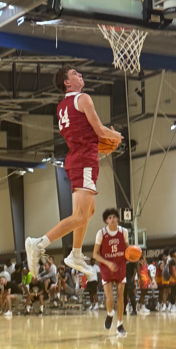 All H.E.A.R.T. Mentality (@all_heart_bball) on Twitter photo 🔥 PLAYER ALERT: William Bennett is BACK and making noise 🔥
Standing 6'7" with a 6'9" wingspan and a 35" standing vertical, <a href="/WJBennett07/">William Bennett</a> is a problem on the court. After a standout junior season at Indian Hill, William battled back from mono this spring and came into UA Rise 🔥 PLAYER ALERT: William Bennett is BACK and making noise 🔥
Standing 6'7" with a 6'9" wingspan and a 35" standing vertical, <a href="/WJBennett07/">William Bennett</a> is a problem on the court. After a standout junior season at Indian Hill, William battled back from mono this spring and came into UA Rise
