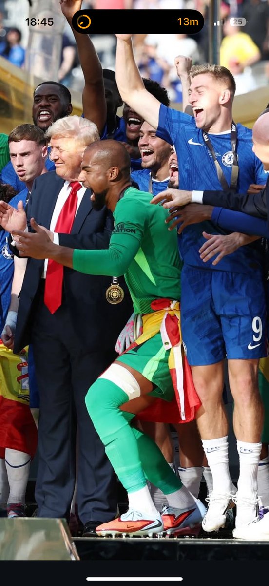 Sorry what the fuck have I missed 😭 #itfc