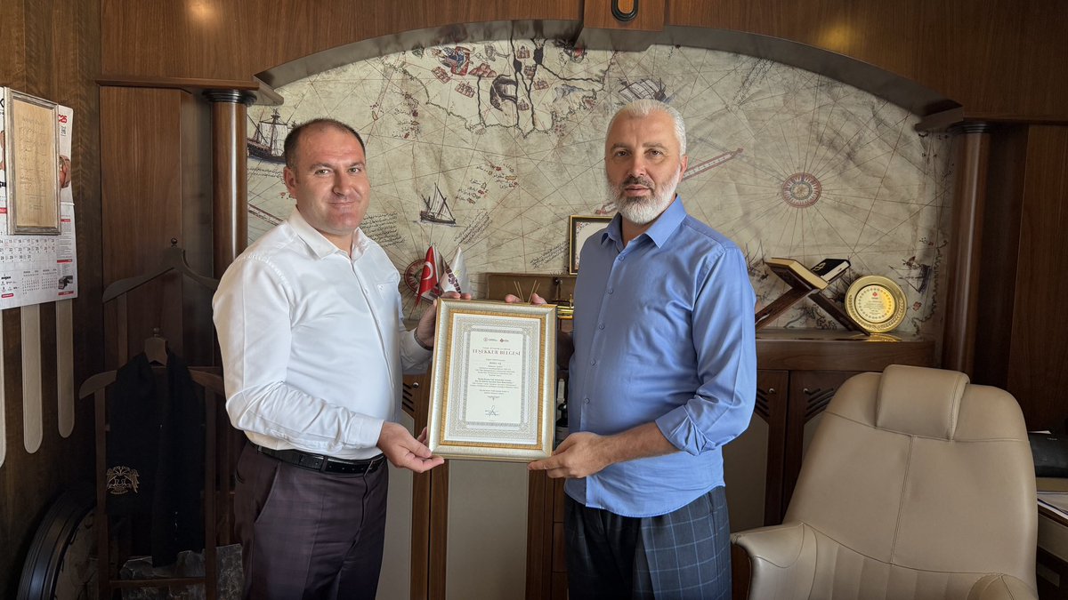 Hayır Hizmetleri Daire Başkanımız Sayın Taner KARADAYI ve Bölge Müdürümüz Sayın Sebahattin ERDOĞAN, Vakıf İftar Buluşmaları kapsamında bizlere desteklerini esirgemeyen Kozlu A.Ş.’yi ziyaret ederek teşekkür belgesi ve vakıf duası tablosu takdim etmişlerdir.

Destekleriyle vakıf