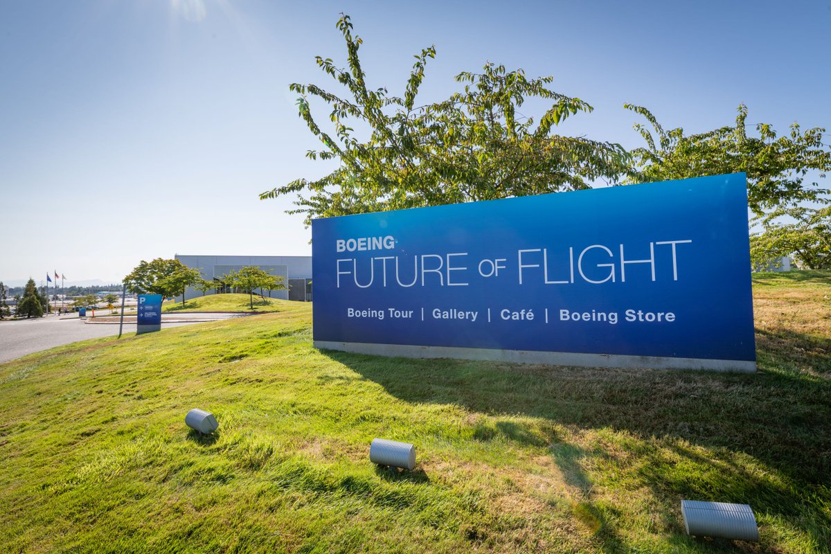 Now open 7 days a week! We are excited to share our Boeing Everett Factory Tour and interactive Gallery experiences with you every. single. day. 🎉

Your summer fun plans start here. Book your tickets: boeingfutureofflight.com/experiences