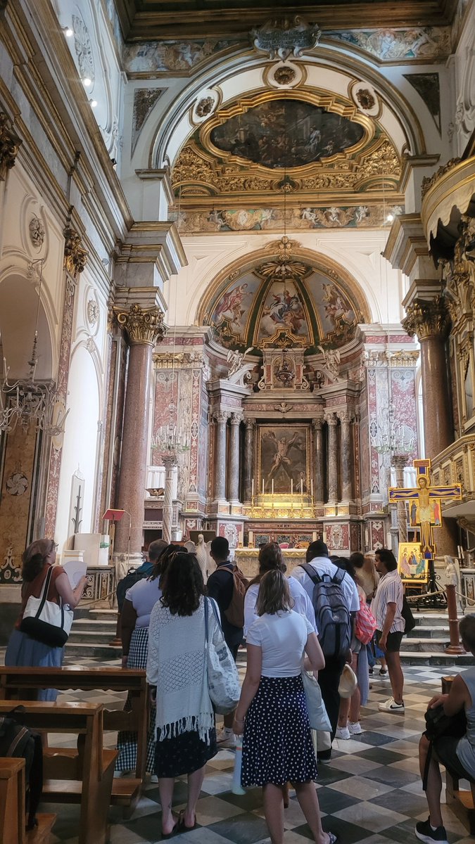 CCSU's tweet image. Students explored Salerno & the Amalfi Coast during WL300: UNESCO World Heritage Sites with Prof. Simone Puleo! A powerful example of Central’s commitment to global engagement through immersive learning abroad 🇮🇹💙🔱
#WeAreCentral