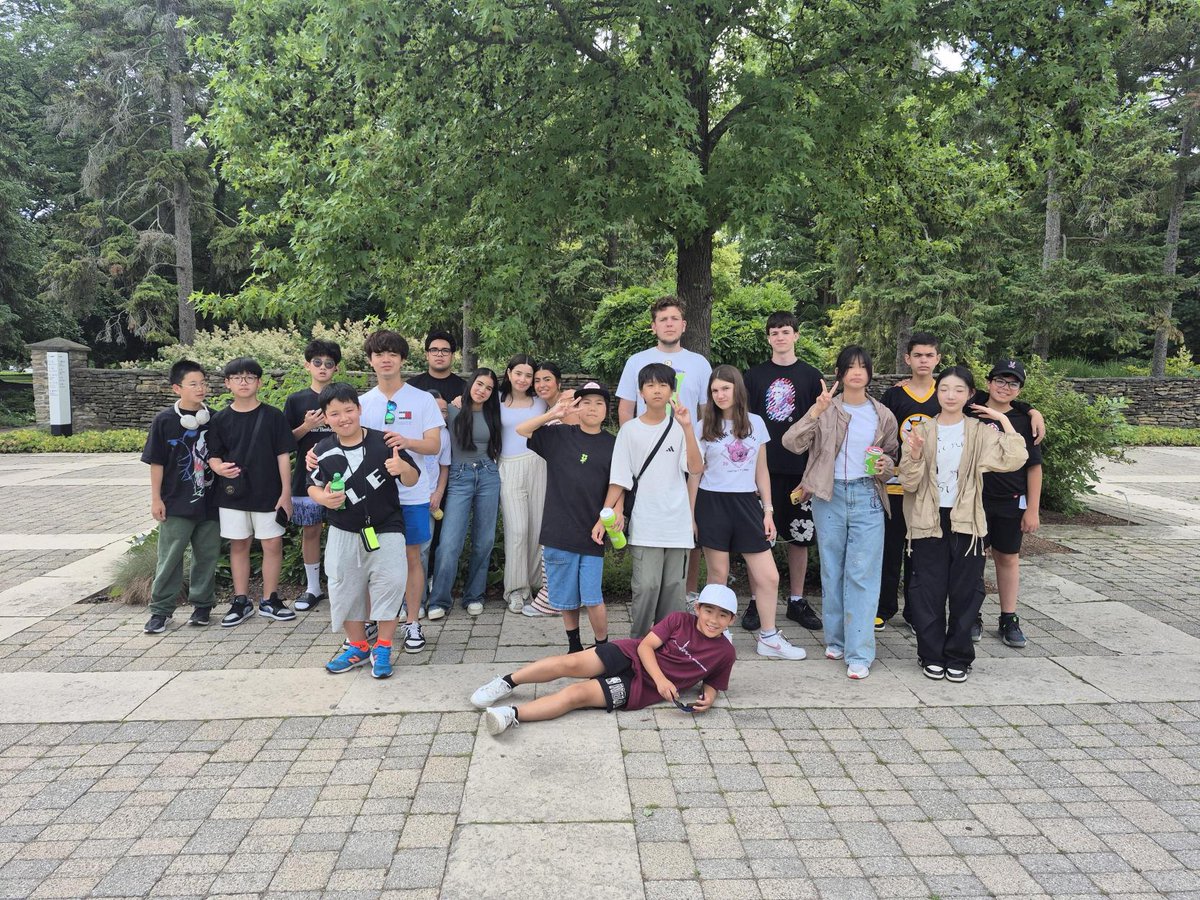 Pickering College tweet media