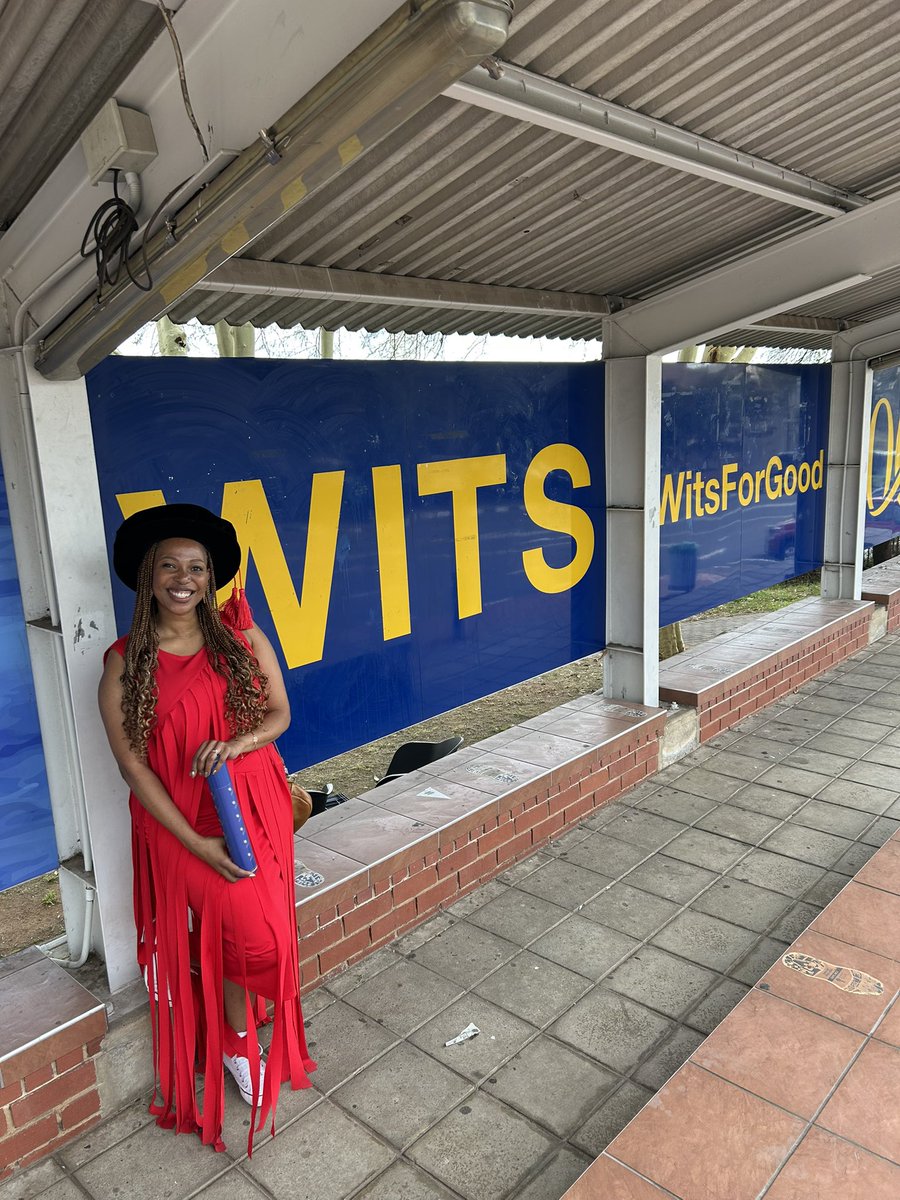 Sandi_Sandz's tweet photo. #PhD done. Thank you @WitsUniversity ✌🏽 https://t.co/XdwLeXReJM