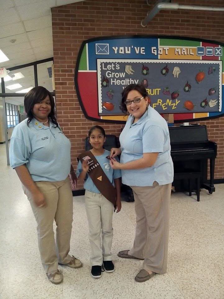 MooreCounselor's tweet image. When your former Girl Scout member is Now a Para in the same district!!! Wow Moment!!! 👏🏽👏🏽👏🏽 Super Proud of her!!! #AldineImpact @AldineISD @Counseling_AISD