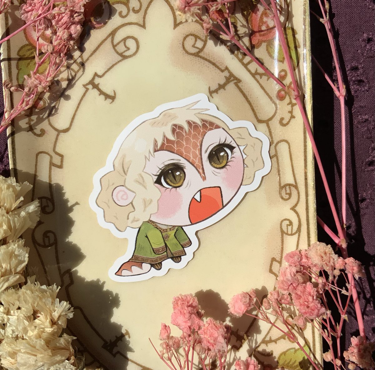 amberrdoe's tweet image. Hi new followers! Little reminder I have a shop with some Elden ring prints + stickers for sale!
#ELDENRING #NIGHTREIGN
ko-fi.com/amberdoe/shop