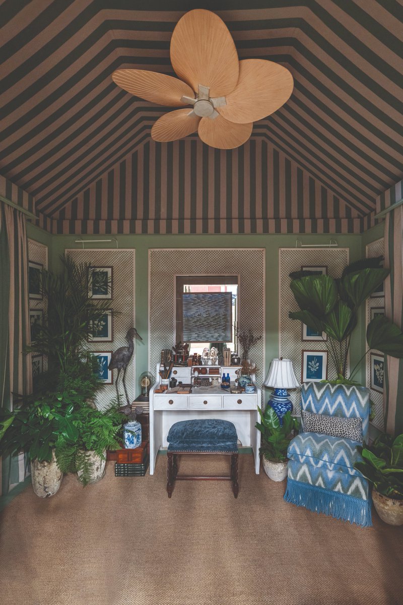 Estampas: ambientes da CASACOR SP provam que elas podem estar em tudo!

Os profissionais da CASACOR SP 2025 mostram que as estampas não precisam se limitar a objetos pontuais, assumindo protagonismo na decoração

Saiba mais- casacor.abril.com.br/pt-BR/noticias…