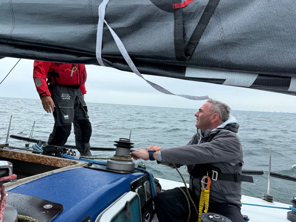 FossNational's tweet photo. Just like sailing through uncertain waters, business success requires clear communication, shared goals, and trust under pressure.

That's why our exec team is stepping out of their comfort zone for this unique challenge.

#OneFoss #LeadershipDevelopment https://t.co/qvI3doh3kz