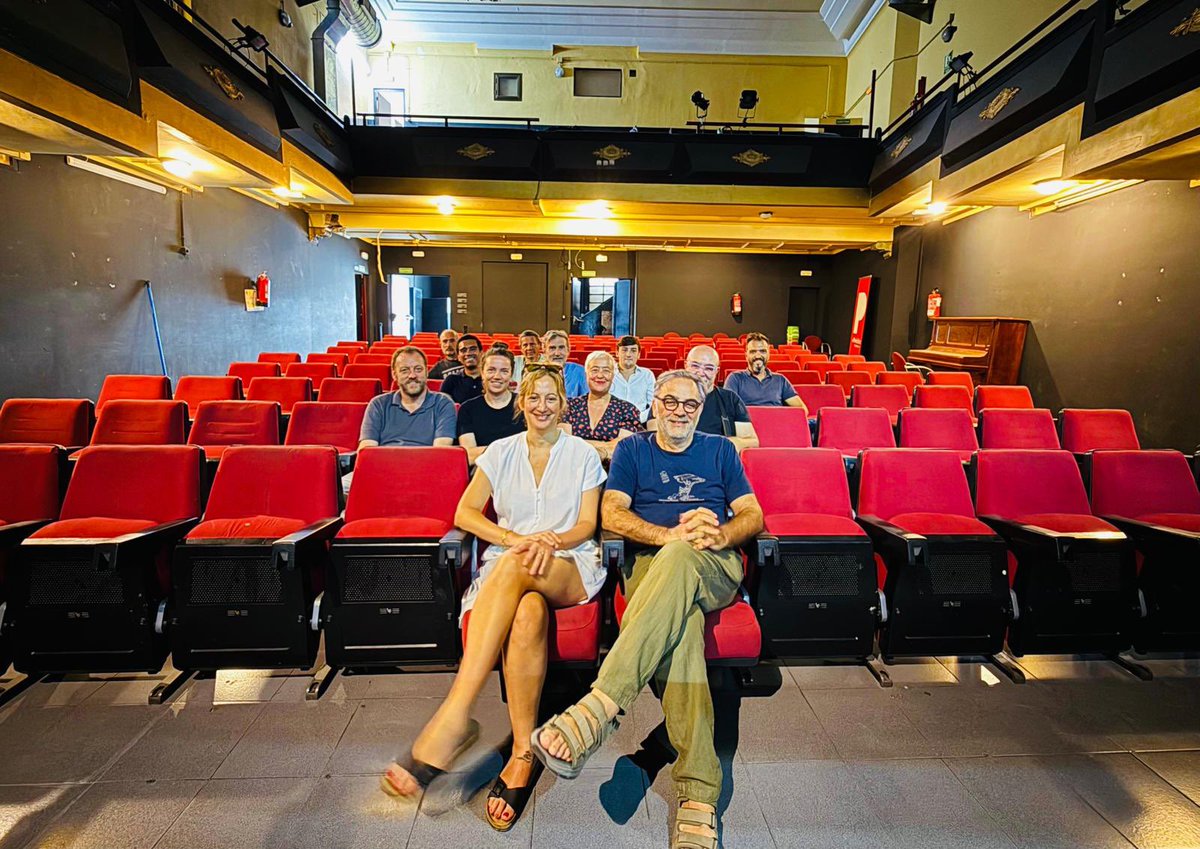 OGestio's tweet image. Avui comencem les obres del que serà el nou Teatre Raval

#teatredelraval @MontseEnguita @EvelynArevRuan #peptosar #teatrebarcelona