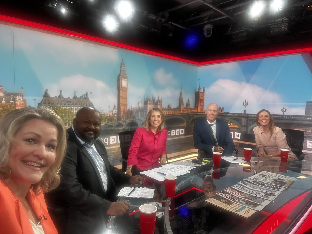 StraightTie's tweet image. Back on #PoliticsLive today for the first time under new steward @BBCVickiYoung. Great to join @emily4MK, @KieranMullanUK and @mish_rahman talking EVs, new parties and Trump