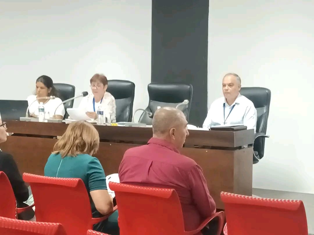 El tema de la prevención y el enfrentamiento a las drogas centró el debate de la Comisión de Salud y Deporte de la Asamblea Nacional del Poder Popular #PorLasTunasLaVictoria #SíSePuede #LasTunas #PorUn26EnEl26