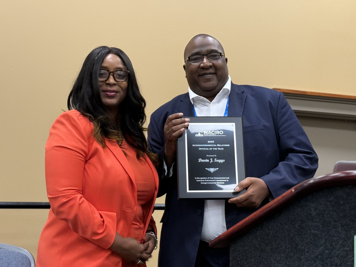 flcounties's tweet image. Congratulations to FAC Deputy Executive Director, Davin Suggs, for being named the first recipient of the NACIRO Intergovernmental Relations Officer of the Year! He was recognized during NACo's Annual Conference in Philadelphia, PA. Join us in congratulating Davin! #FLCounties