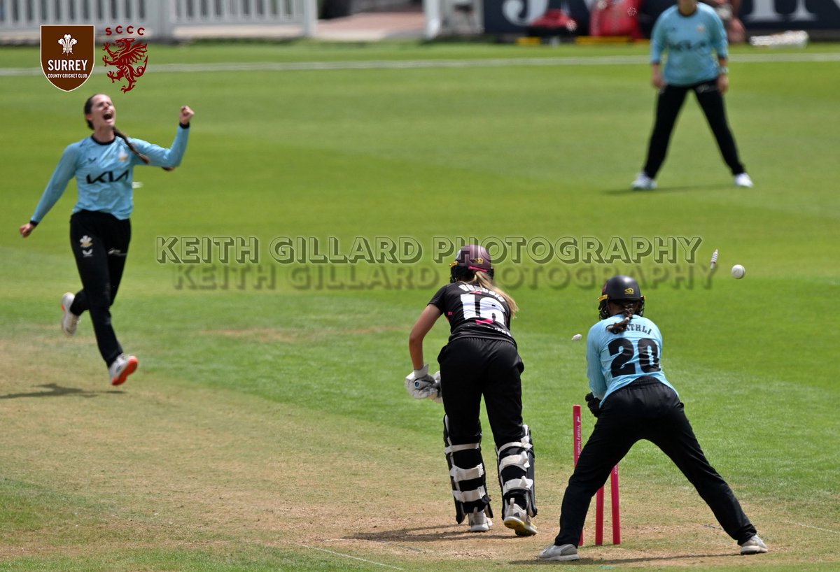 KGtopsnapper's tweet photo. Gallery from yesterdayβs @VitalityBlast game between Surrey women and Somerset women
https://t.co/liZ7dOk6Zk
#Surrey #Surreywomen #Surreycricket #Somersetwomen #Somerset #KiaOval #Cricket #ThreeFeathers #Vitalityblast #t20 #cricketphotography https://t.co/PUBn1T7B9R