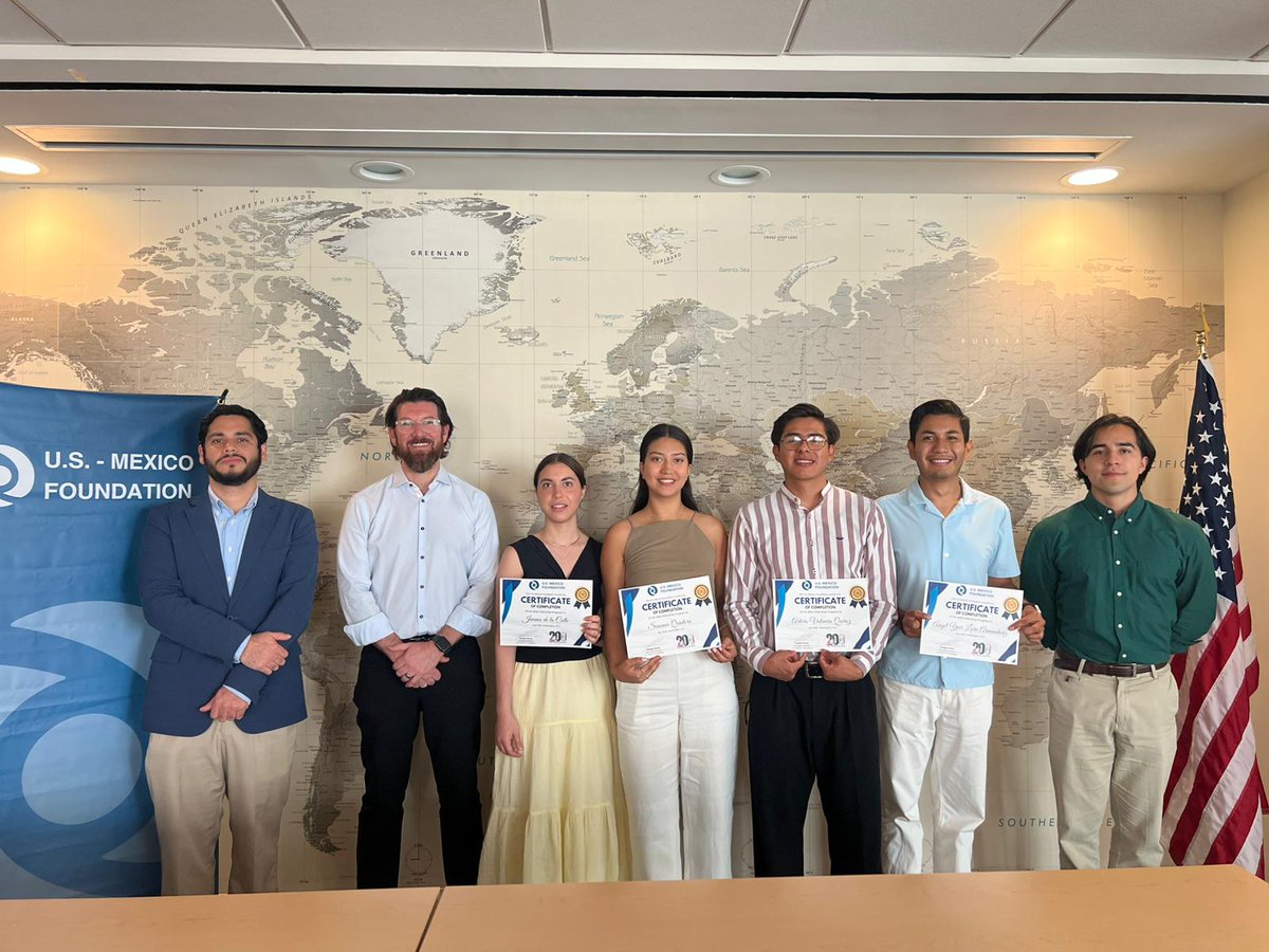 USMexicoFound's tweet image. #200s | We’re so proud of the 200s interns from Querétaro (@SejuveQro) for wrapping up their internships in Washington, DC with flying colors!  This summer, we will welcome more incredible interns from across Mexico to join our international program.

The journey continues! 🇲🇽🇺🇸