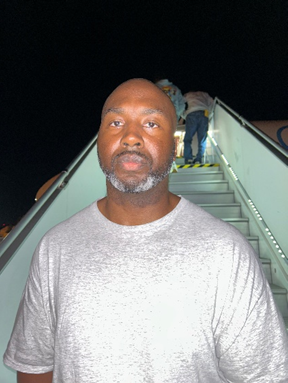 ERONewOrleans's tweet image. 馃毃馃洬MANSLAUGHTER DEPORTATION: ICE New Orleans deported Kyon Dane McDonald, a citizen of Jamaica. His criminal history includes a conviction for voluntary manslaughter and sentenced to 120 months in jail.
馃摙Voluntary manslaughter. Involuntary deportation. Bye-Bye 馃憢馃嚭馃嚫