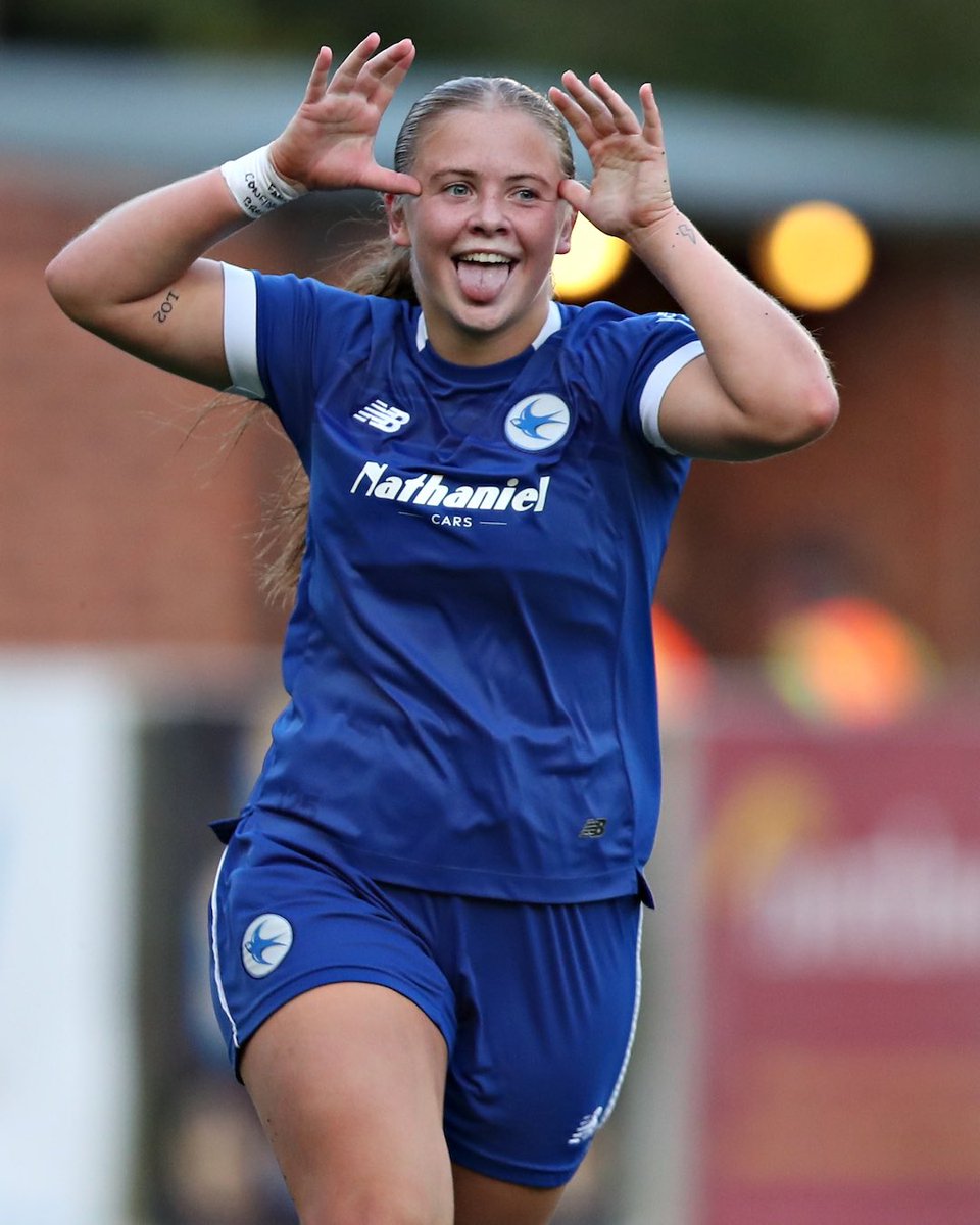 AdranLeagues's tweet image. A three-time #GeneroAdranPremier title winner, four #ButeEnergyWelshCup crowns and a #GeneroAdranTrophy triumph 🏆
Eliza Collie departs @CardiffCityFCW after scoring 49 goals in 88 appearances for the Bluebirds.