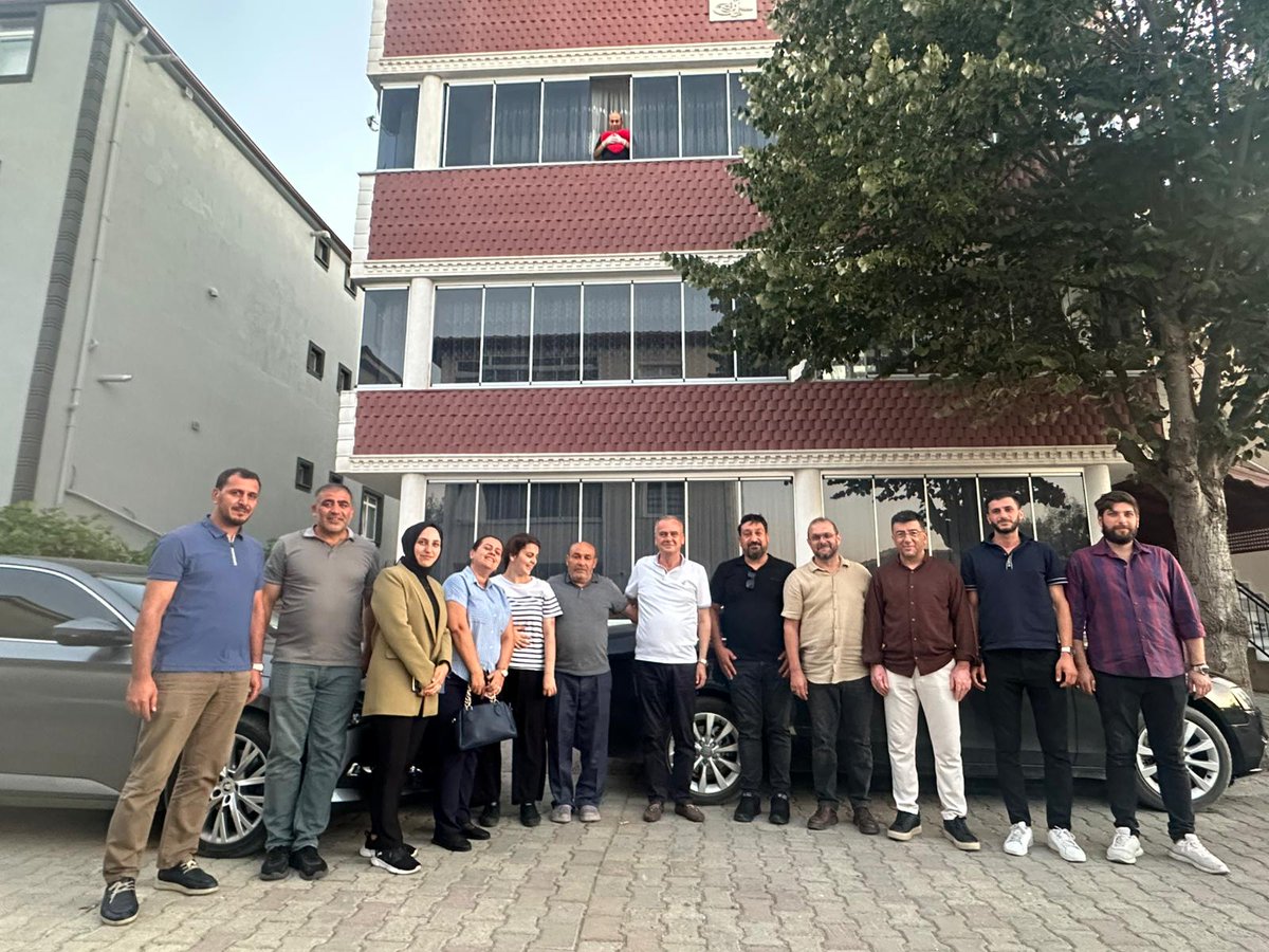 AK Parti Silivri (@silivriakparti) on Twitter photo 📌 Vefa Ziyareti
AK Parti Silivri İlçe Başkanımız Sayın <a href="/sami_barlas/">Sami Barlas</a> , Kadın Kolları Başkanımız Sayın <a href="/fatmameto1/">Fatma Karakoç Meto</a> ve teşkilat mensuplarımızla birlikte, Akparti Silivri Meclis üyesi adayımız Sayın Elvan Aslan'ı vefa ziyaretlerimiz kapsamında ziyaret ettik.
Kuruluşundan bu 📌 Vefa Ziyareti
AK Parti Silivri İlçe Başkanımız Sayın <a href="/sami_barlas/">Sami Barlas</a> , Kadın Kolları Başkanımız Sayın <a href="/fatmameto1/">Fatma Karakoç Meto</a> ve teşkilat mensuplarımızla birlikte, Akparti Silivri Meclis üyesi adayımız Sayın Elvan Aslan'ı vefa ziyaretlerimiz kapsamında ziyaret ettik.
Kuruluşundan bu