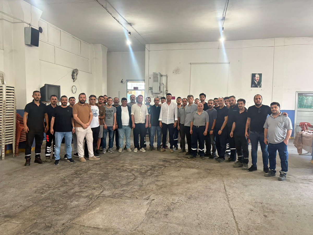 #zordayizgecinemiyoruz <a href="/tcbestepe/">T.C. Cumhurbaşkanlığı</a> <a href="/csgbakanligi/">T.C. Çalışma ve Sosyal Güvenlik Bakanlığı</a> <a href="/HMBakanligi/">T.C. Hazine ve Maliye Bakanlığı</a> <a href="/Akparti/">AK Parti</a> <a href="/herkesicinCHP/">CHP 🇹🇷</a> <a href="/RTErdogan/">Recep Tayyip Erdoğan</a> <a href="/tipgenelmerkez/">Türkiye İşçi Partisi</a> <a href="/turkiskonf/">TÜRK-İŞ</a> <a href="/hakiskonf/">HAKİŞ KONFEDERASYONU</a> <a href="/demiryolis26/">Demiryol-İş Eskişehir Şubesi</a>  <a href="/demiryolissend/">demiryolis</a> <a href="/DEMIRYOLIS/">DEMİR YOL İŞ</a> <a href="/isikhanvedat/">Prof. Dr. Vedat Işıkhan</a> <a href="/memetsimsek/">Mehmet Simsek</a> <a href="/nowtvturkiye/">NOW</a> <a href="/nowhaber/">NOW HABER</a> <a href="/trthaber/">TRT HABER</a> <a href="/szctelevizyonu/">SÖZCÜ Televizyonu</a> <a href="/halktvcomtr/">Halk TV</a> ✊✊✊