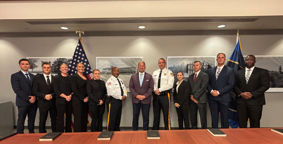 MonmouthSheriff's tweet image. .@SheriffGolden was proud to swear in nine new members of the #MCSONJ's Law Enforcement Division who will now begin training at the Monmouth County Police Academy. The entire staff welcomes all and looks forward to watching them become law enforcement professionals. Congrats.