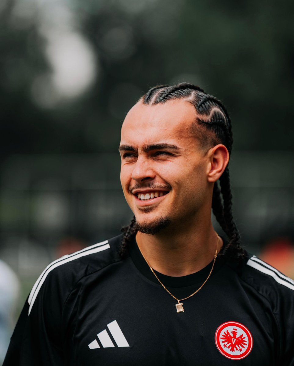 Back in town.😎🦁 <a href="/Eintracht/">Eintracht Frankfurt</a>