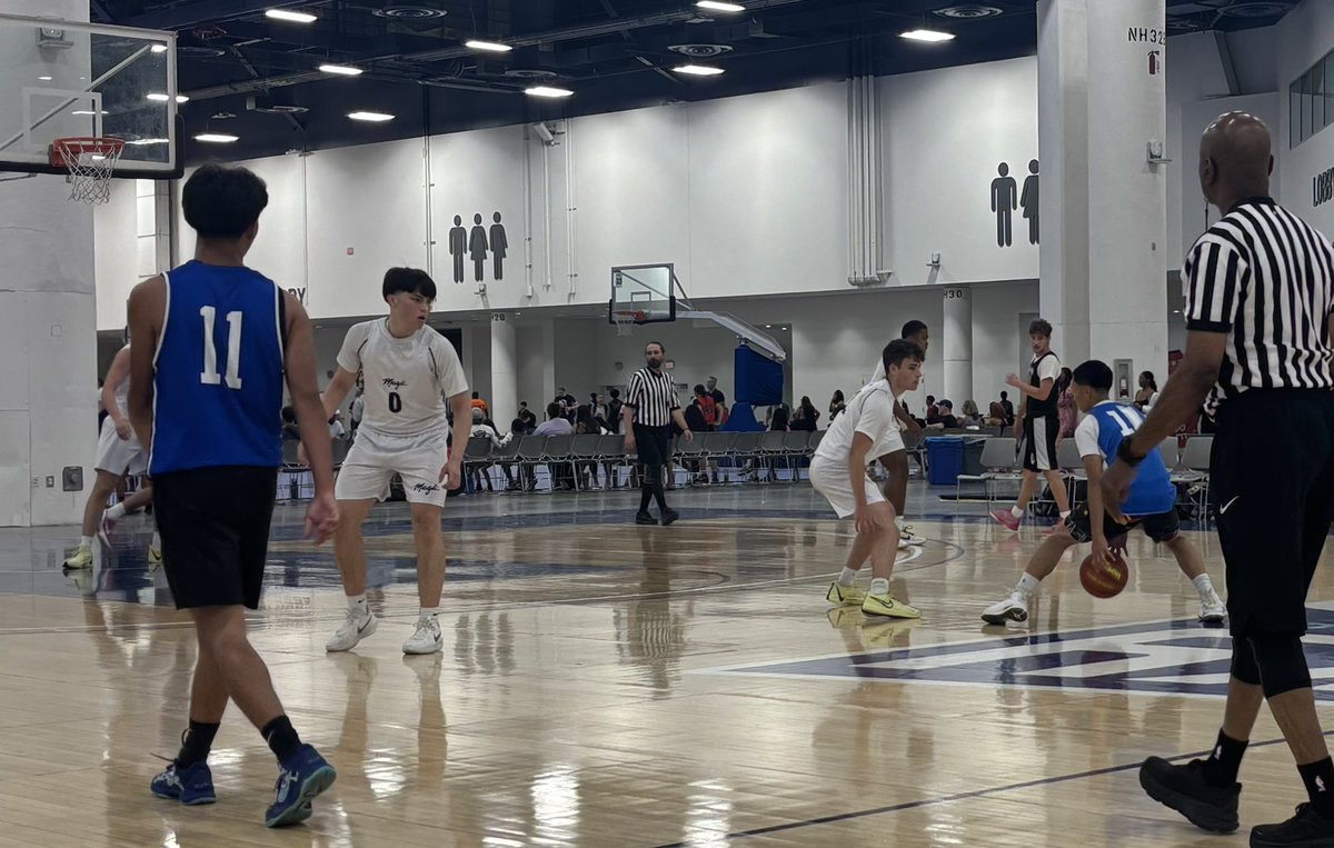 East View Boys Basketball (@ev_hoops) on Twitter photo Lots of great basketball with a predictable Texas flavor in Vegas over the weekend. Got to see some of our guys hoop out there in a big AAU tourney too!!! <a href="/chindermanclose/">Cayden Hinderman-Close</a> <a href="/_ASTN0/">Ashton Martinez</a> <a href="/BCatelli2134/">Branden Catelli</a> <a href="/JJP_Basketball/">Pearce Basketball</a> <a href="/LHWildcatHoops/">Joe Duffield</a> Lots of great basketball with a predictable Texas flavor in Vegas over the weekend. Got to see some of our guys hoop out there in a big AAU tourney too!!! <a href="/chindermanclose/">Cayden Hinderman-Close</a> <a href="/_ASTN0/">Ashton Martinez</a> <a href="/BCatelli2134/">Branden Catelli</a> <a href="/JJP_Basketball/">Pearce Basketball</a> <a href="/LHWildcatHoops/">Joe Duffield</a>