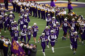 QB Chris Irvin, RB Markell Holman, WR Christian Anaya, TE Brandon Lanier, OL Dagen Miller, AP Demari Davis &amp; K Antonio Chadha represent <a href="/WIUFootball/">Western Illinois Football</a> on the <a href="/OVCBigSouthFB/">OVC-Big South Football Association</a> Preseason Offensive Players to Watch list.