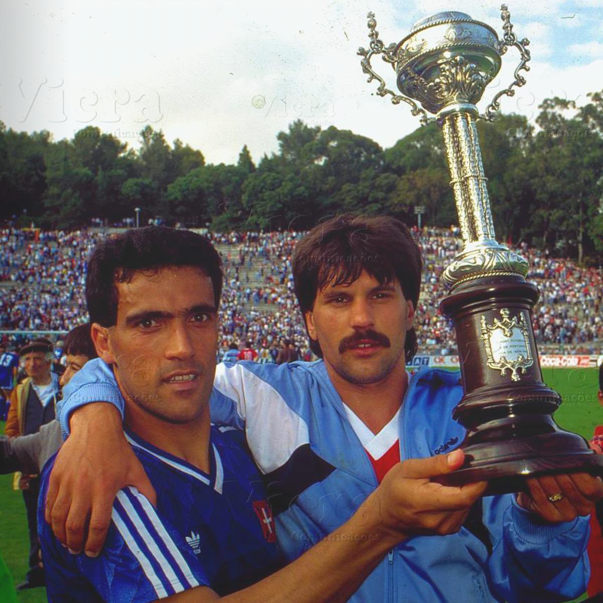 OPastel1's tweet image. O Canal 11 está neste momento a transmitir a vitória do Belenenses na final da Taça 89’ com comentários em direto do Sobrinho #tweetpastel