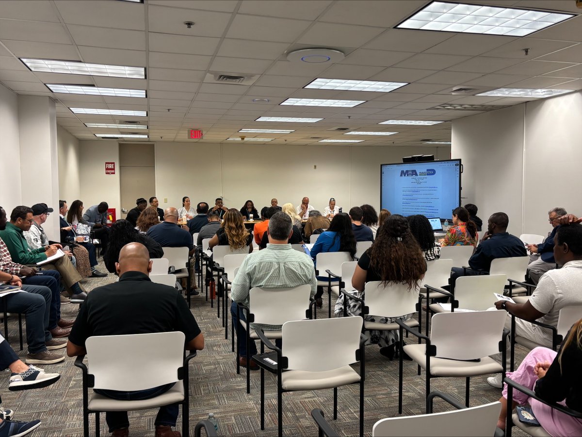 mdcspd's tweet image. On 7/11/25, MDAD &amp;amp; SPD co-hosted the July Outreach Meeting, connecting small businesses to contracting opportunities, SBE/DBE/ACDBE resources, Concourse K concessions and JHS needs. Join us on 8/1 at 9:30 am, 4200 NW 36 St, Miami, FL 33122, Building 5A, 2nd Floor Conference Room.