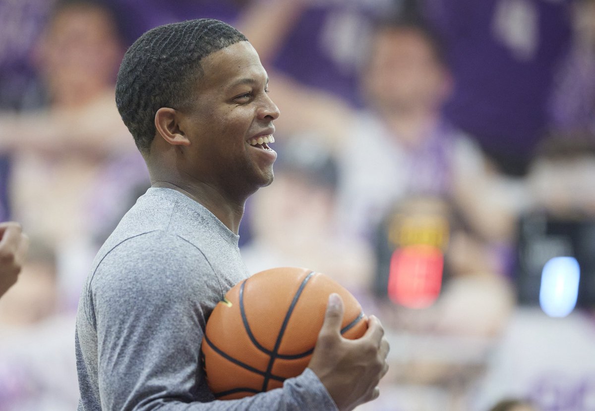 GCU_WBB's tweet image. Wishing Head Coach @CoachGandy a very happy birthday! ๐ ๐ฅณ
Have a great day, Coach!
