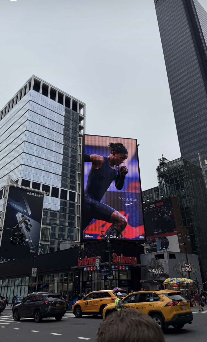 toushay__'s tweet image. Faith Kipyegon shot by me for @Nike.