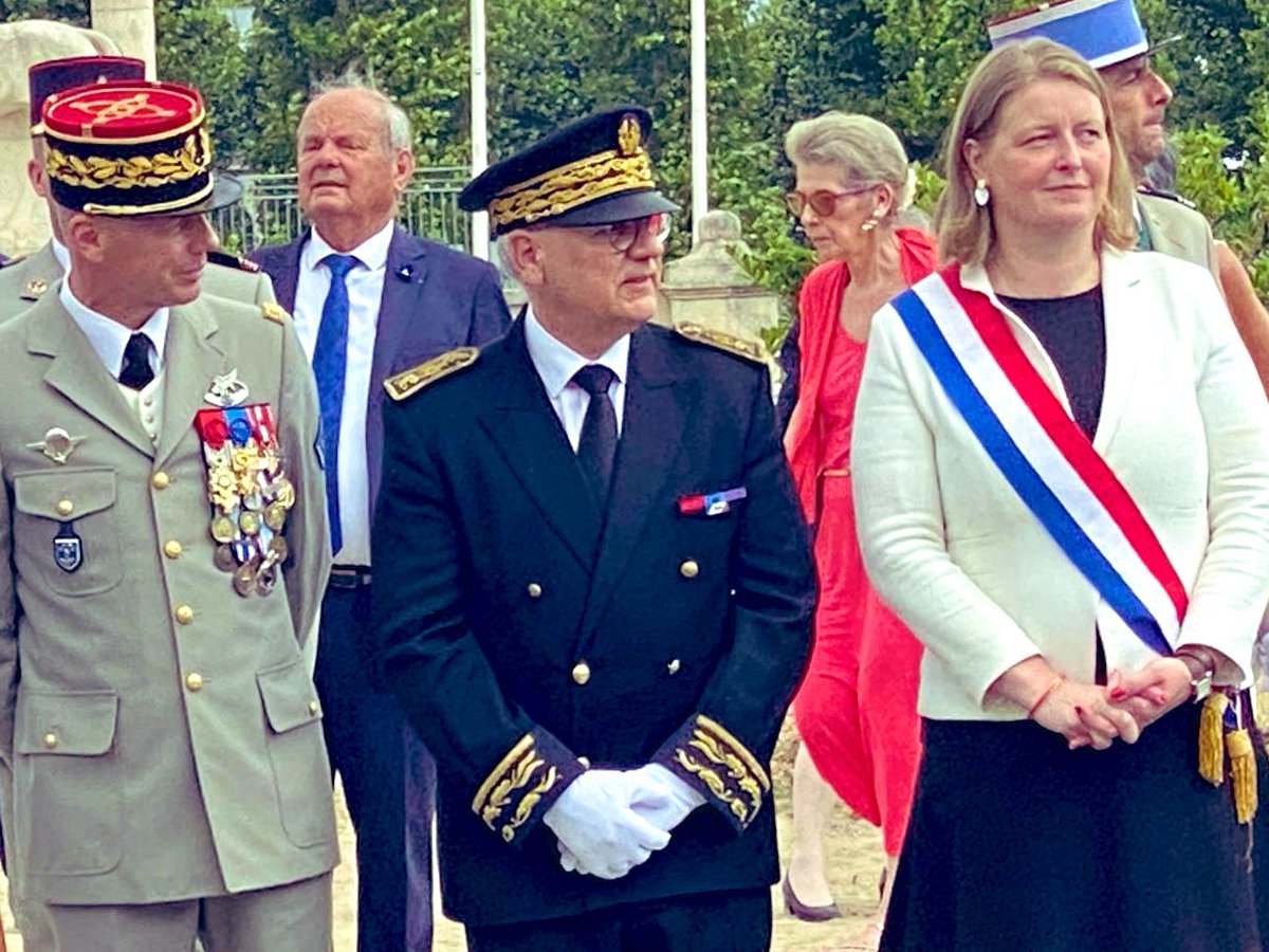 AnneLaureBlin's tweet image. La France 🇫🇷
Son Armée. Notre Nation. #14juillet #circo4903