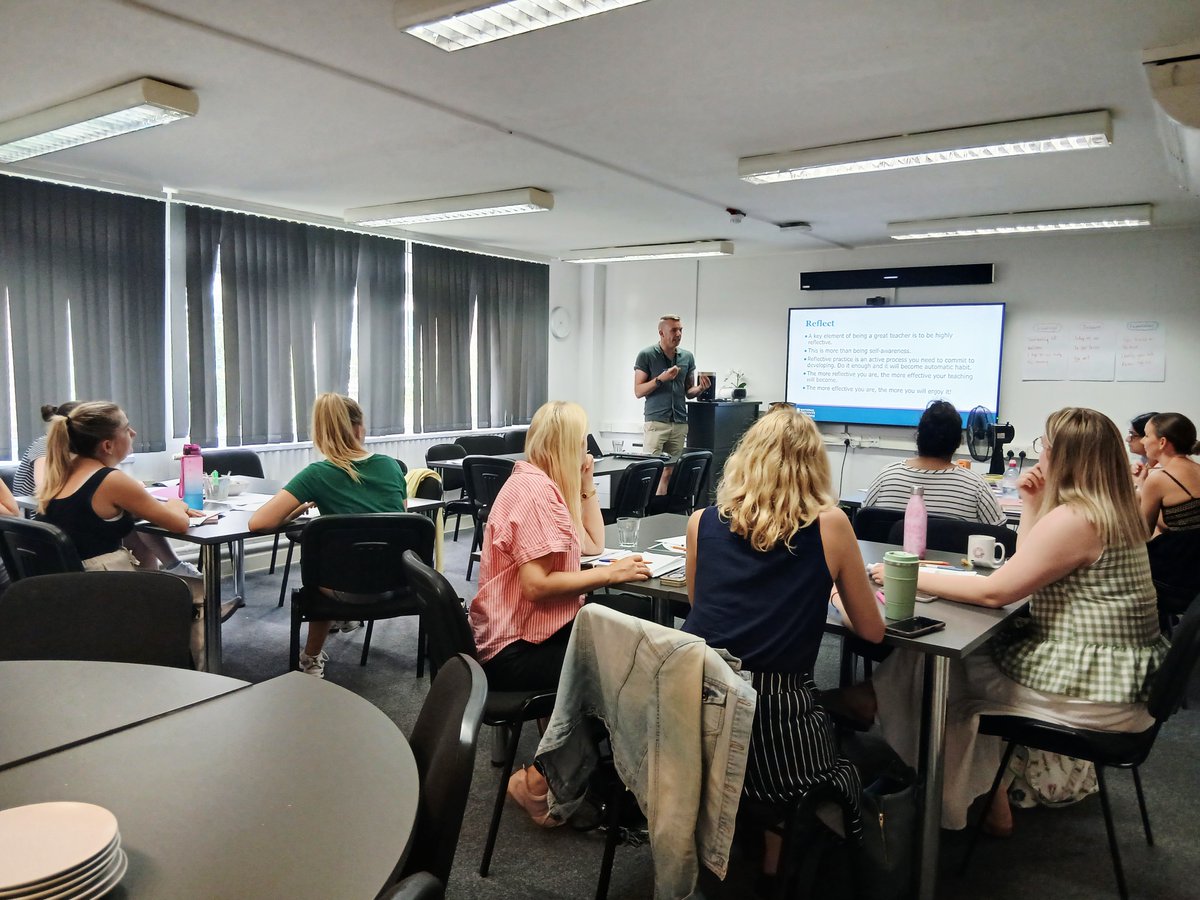 LEOtraining5's tweet image. 🤩 What a great start to our @NatInstTeaching ITAP!
🫶 Day 1 focused on the impact of high expectations & building a strong sense of belonging. We also began to explore the crucial role of routines.
💡 Lots of valuable discussions & brilliant ideas shared.
#WeAreLEO 🦁