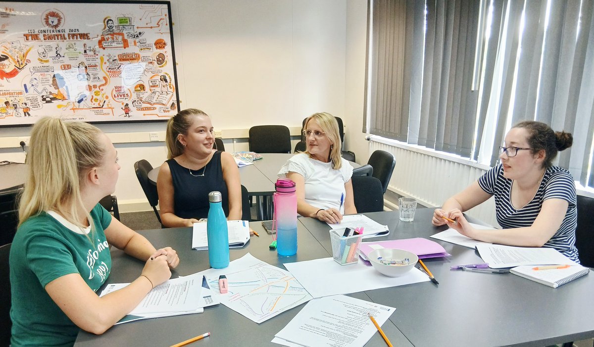 LEOtraining5's tweet image. 🤩 What a great start to our @NatInstTeaching ITAP!
🫶 Day 1 focused on the impact of high expectations & building a strong sense of belonging. We also began to explore the crucial role of routines.
💡 Lots of valuable discussions & brilliant ideas shared.
#WeAreLEO 🦁