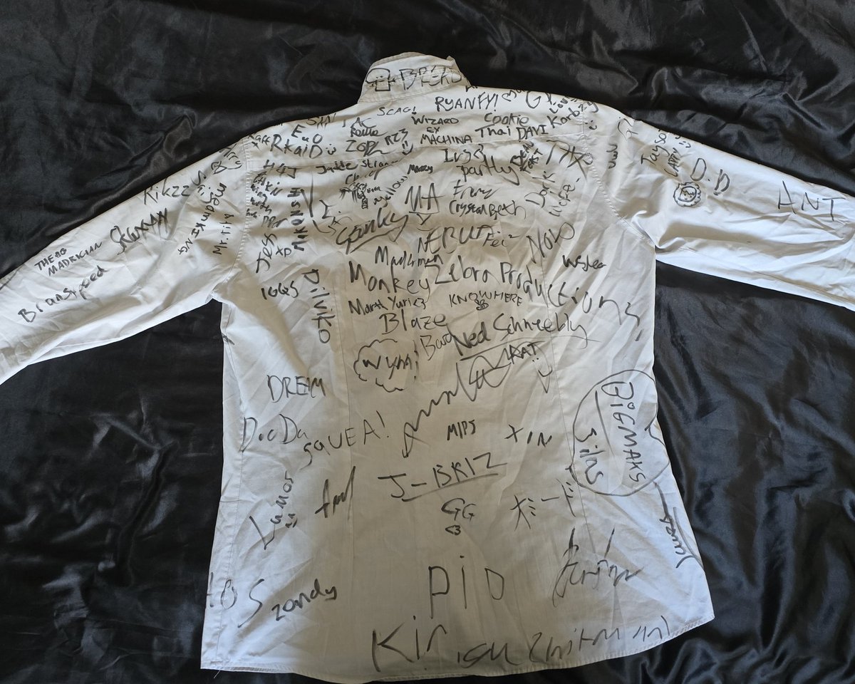Let's Drink the Pool shirt was a massive success - Thank you and much love to all who signed!  🫶 
While I'm terrible at this game its good to know the community is one of the best out there - I'll be sure to get you again next time 🫡