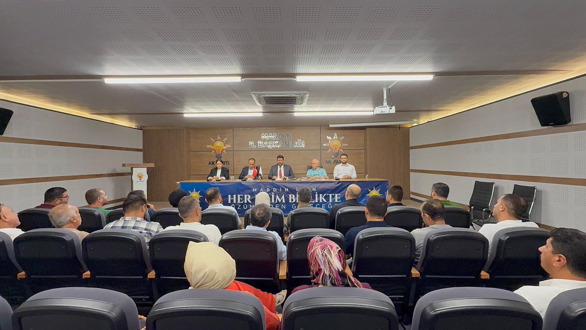 Ak Parti İl Başkanlığını ziyaret ederek, İl Başkanımız Sn. Mehmet Uncu İl Kadın Kolları Başkanımız Sn.Esra Ayanoğlu, İl gençlik Kolları Başkanımız Sn. Süheyl Uçar ve il yönetim kurulu üyeleri ile bir araya geldik. ++