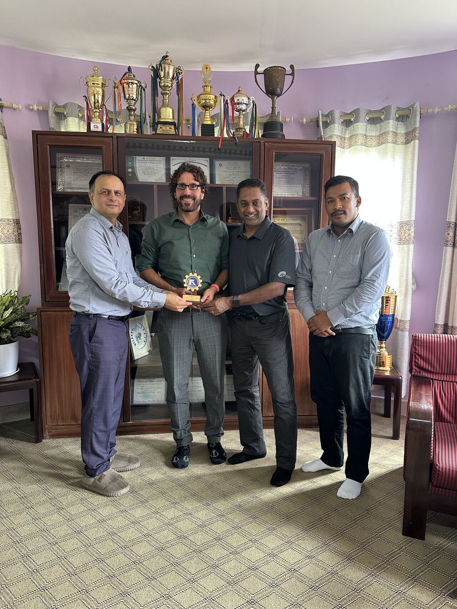 SSEBEatASU's tweet image. โ๏ธ @ASUEngineering Professors Samuel Ariaratnam and David Grau lectured to 50 #CivilEngineering seniors at @KantipurC as they travel to advance global connections, partnerships and opportunities. โ๏ธ #ASUEngineering #students #construction #ConstructionEngineering