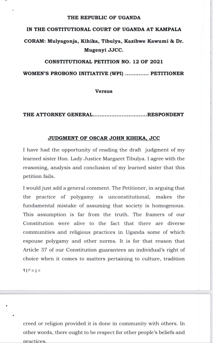 WaniMichael57's tweet image. Justice Oscar was brutal to be honest! Our society is not homogeneous indeed. Senior @htuhairwe waiting for your comment.😂😂😂😂😂😂😂😂😂
#SSOT
#SSOX