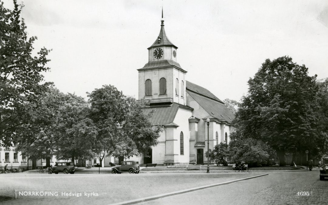 Kvarteret Hedvigs Kyrka fick sitt namn senast 1877 och hette tidigare kvarteret Tyska Kyrkan. norrkopingshistoria.se/kvarteret-hedv… #norrköpinshistoria