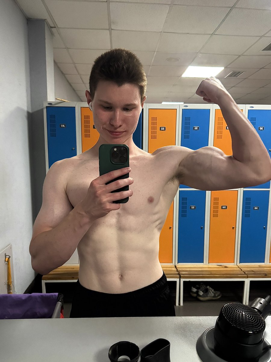 GYMONAD FAAAAAM💜

Five-day deload, zero gains lost. Back in the <a href="/ironnads_xyz/">Iron-Nads</a> team

<a href="/MonadUkrainads/">Ukrainads</a> <a href="/monad_xyz/">Monad ⨀</a> <a href="/pipeline_xyz/">The Pipeline</a>