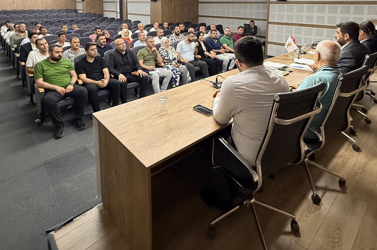 İl Başkanımız Sn.Mehmet Uncu Başkanlığında, Milletvekilimiz Sn. Dr. Muhammed Adak'ın katılımıyla gerçekleştirilen İl Yönetim Kurulu Toplantısına katılım sağladık.

 Gerçekleştirilen Toplantının hayırlara vesile olmasını temenni ediyorum.