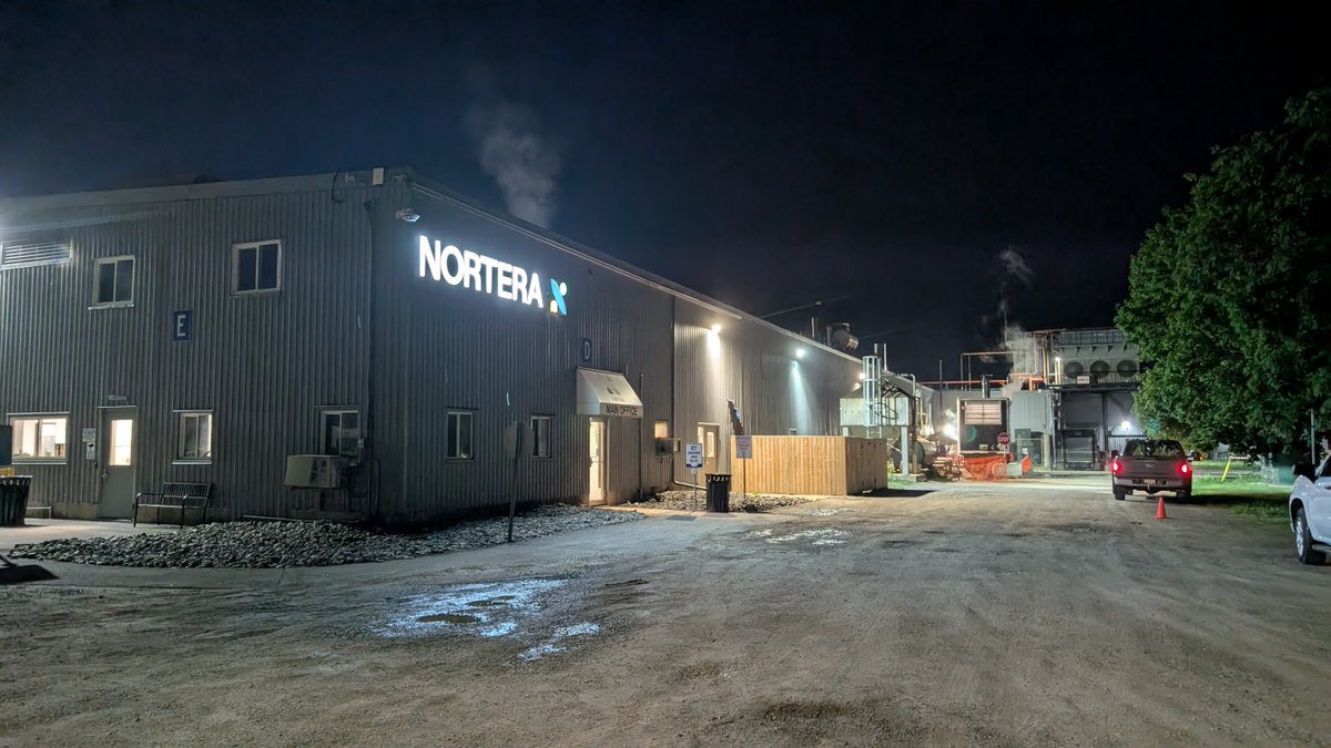 Last Thursday, <a href="/paulraymer9/">Paul Raymer</a> had the opportunity to attend the Oxford Soil &amp; Crop meeting, featuring a tour of the impressive Nortera pea processing facility in Ingersoll. The evening included insightful presentations from <a href="/BASFCanada/">BASF Canada</a> and <a href="/AgricultureON/">Ontario Agriculture, Food and Agribusiness</a>, offering a closer look at
