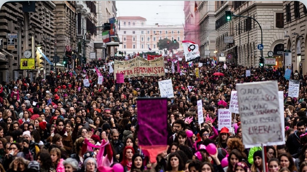 Senza confronto, senza trasparenza, senza donne
Parte mobilitazione su Piano Strategico
G.D. tra i primi firmatari dell’appello di <a href="/diredonneinrete/">DiRe - Donne in Rete contro la violenza</a> sul nuovo Piano Strategico Nazionale sulla violenza maschile contro le donne del Governo Meloni
👇🏻
giuristidemocratici.it/2025/07/senza-…