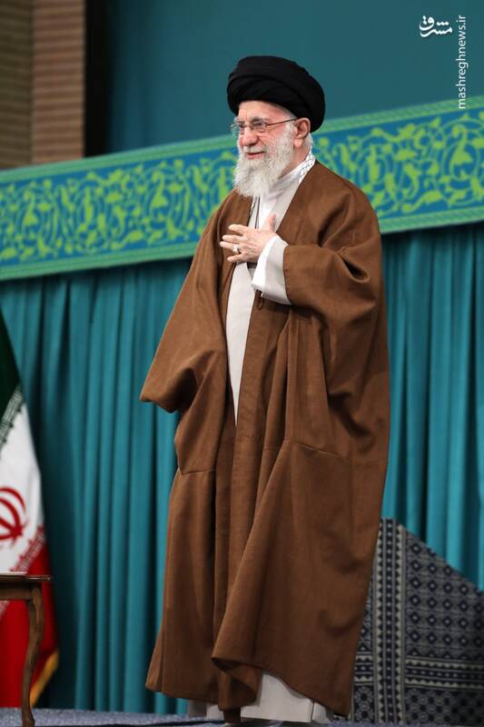 Aberpiyade02's tweet image. آقایی که #ملت_فداکار را برای #ایران_قوی بسیج کرد❤️