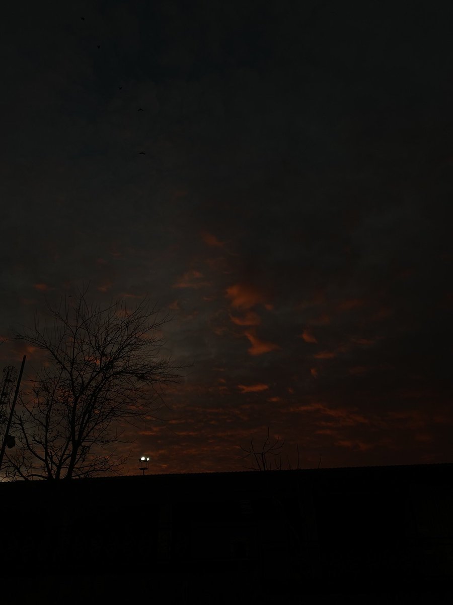 Gönüllerin Hasta, Hatıraların Şikeste Bir Zamandır Bu…