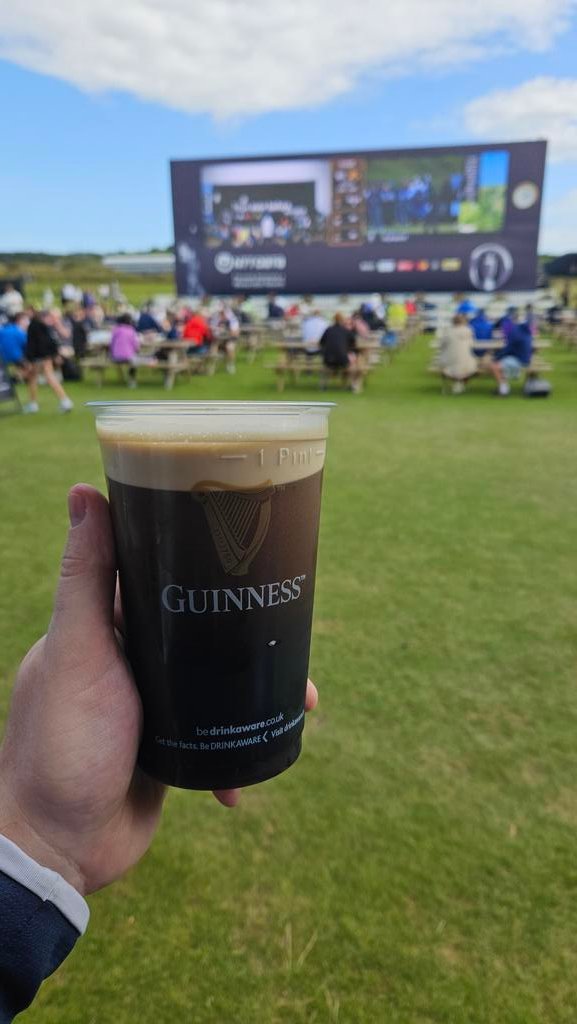 thecrazymelv's tweet photo. @Mike_kim714 Not a bad day at all, other the suspended play... hope you see you there Sunday ⛳️ https://t.co/9mOPg3xTOA