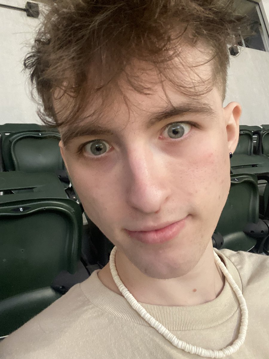 alissa ཐི༏ཋྀ tweet media