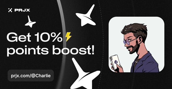 إعلان تعزيز نقاط مشروع X بنسبة 10% يظهر رجلاً بنظارات يحمل بطاقة